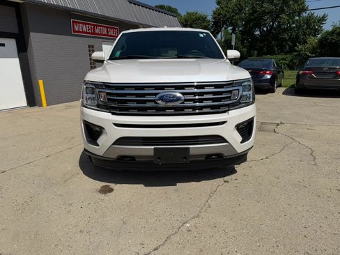 Used 2019 Ford Expedition Max XLT AWD/4WD image 8