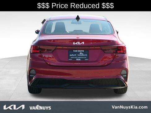 Used 2022 Kia Forte LXS image 5