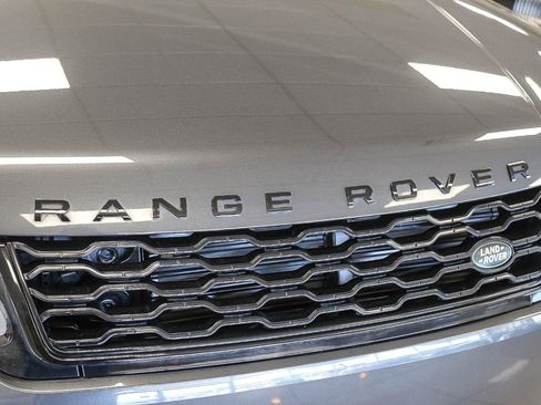 Used 2019 Land Rover Range Rover Sport HST AWD/4WD image 30