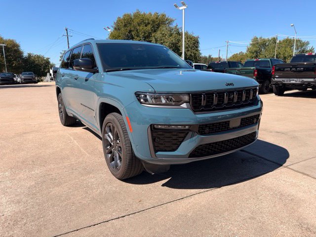 Certified 2026 Jeep Grand Cherokee L Limited AWD/4WD image 1