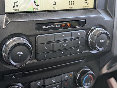 Used 2018 Ford F150 XLT AWD/4WD image 19
