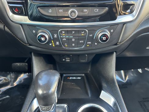 Used 2021 Chevrolet Traverse Premier w/ Redline Edition image 21