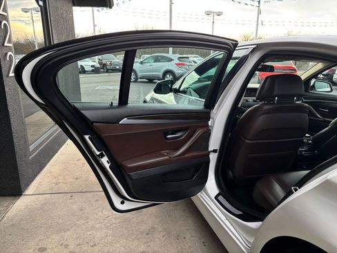 Used 2015 BMW ActiveHybrid 5 image 10