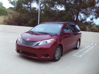Used 2017 Toyota Sienna XLE w/ XLE Navigation Package