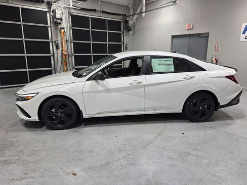 New 2026 Hyundai Elantra Sport FWD image 4