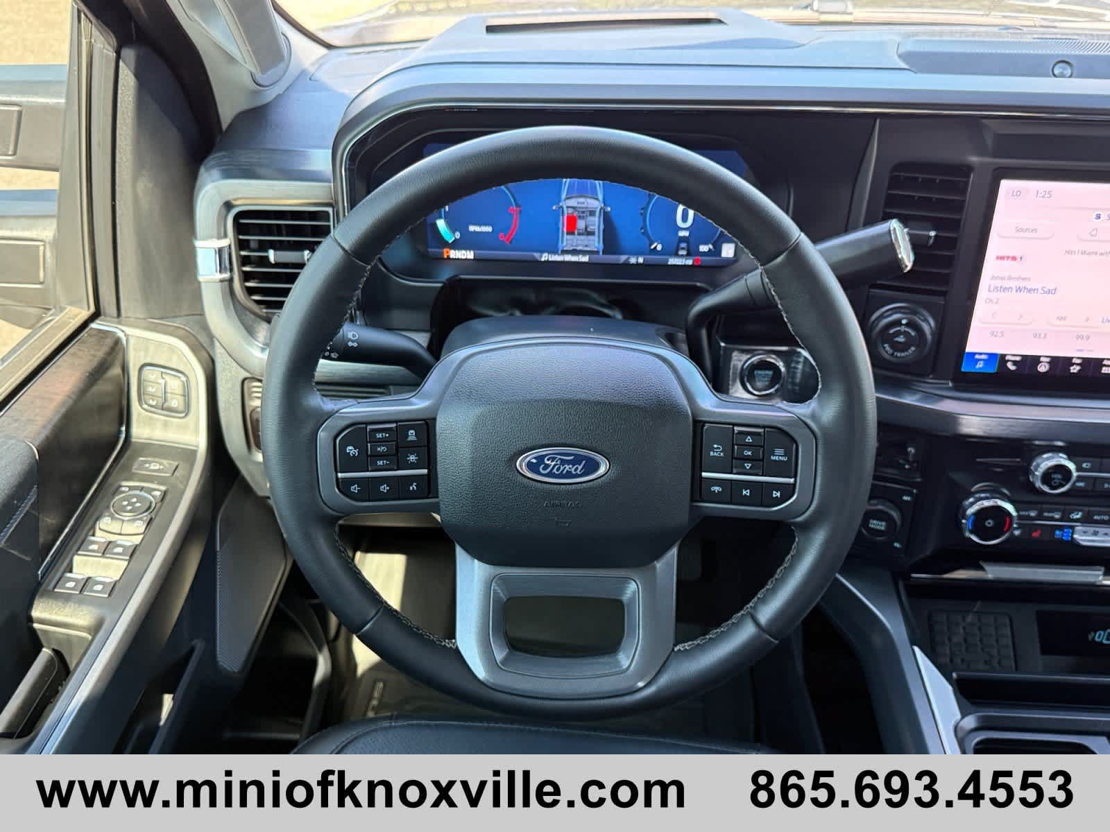 Used 2025 Ford F450 Lariat w/ Lariat Ultimate Package AWD/4WD image 23