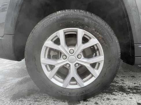 Used 2022 Jeep Grand Cherokee L Limited image 24