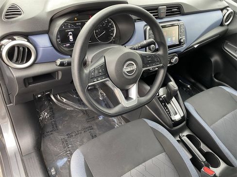 Certified 2023 Nissan Versa SV image 18