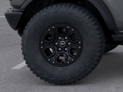 New 2025 Ford Bronco Badlands image 43