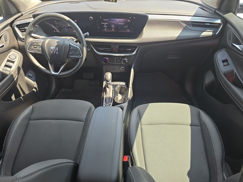 Used 2024 Buick Encore GX Preferred FWD image 9