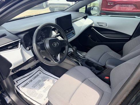 Used 2025 Toyota Corolla SE FWD image 15