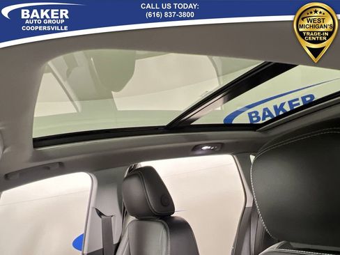 Certified 2024 GMC Terrain SLT w/ Elevation Edition image 19