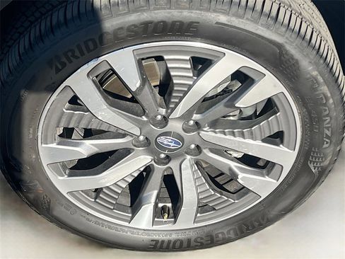 Used 2025 Subaru Forester Touring w/ Touring Package image 33