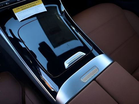New 2026 Mercedes-Benz GLC 300 GLC 300 image 40
