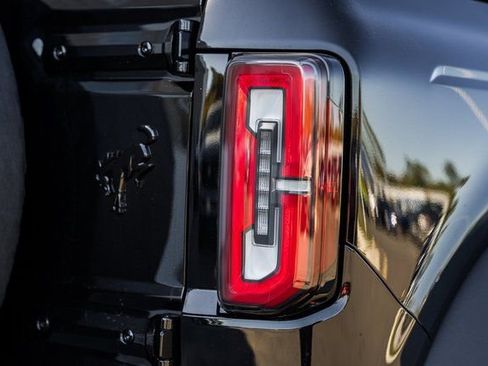 New 2025 Ford Bronco Outer Banks w/ Sasquatch Package image 12