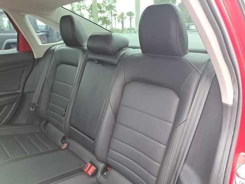 Used 2021 Volkswagen Jetta SEL FWD image 16