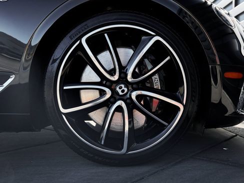 Used 2021 Bentley Continental GT Mulliner image 19