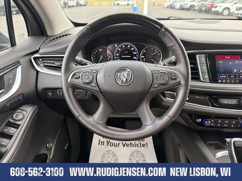 Used 2021 Buick Enclave Avenir w/ Avenir Technology Package AWD/4WD image 14