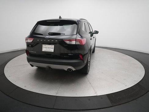 Used 2022 Ford Escape Titanium w/ Class II Trailer Tow Package image 36