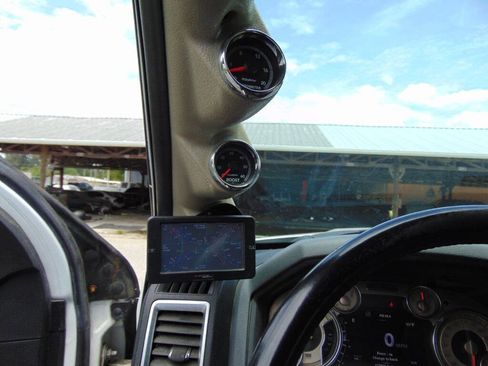 Used 2014 RAM 2500 SLT w/ HD Snow Plow Prep Group AWD/4WD image 29