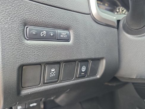 Used 2021 Nissan Murano SV FWD image 26