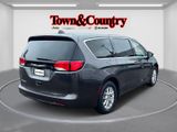 Used 2023 Chrysler Voyager LX image 4
