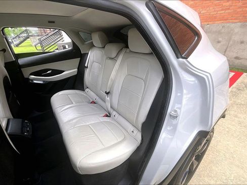Used 2019 Jaguar E-PACE R-Dynamic S image 34