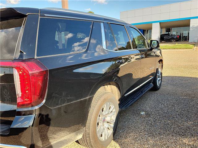 Used 2024 GMC Yukon Denali RWD image 3