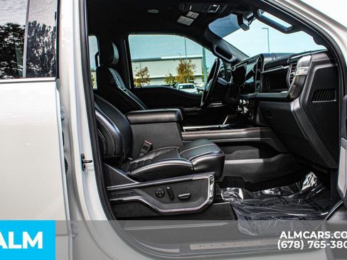Used 2024 Ford F450 Platinum w/ FX4 Off-Road Package image 17