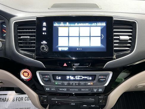 Used 2021 Honda Pilot Touring image 31