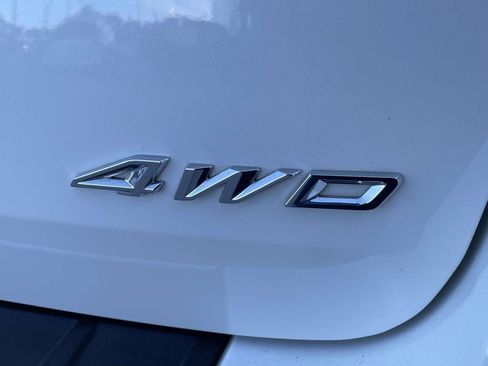 Certified 2022 Ford Explorer Platinum w/ Equipment Group 601A image 9