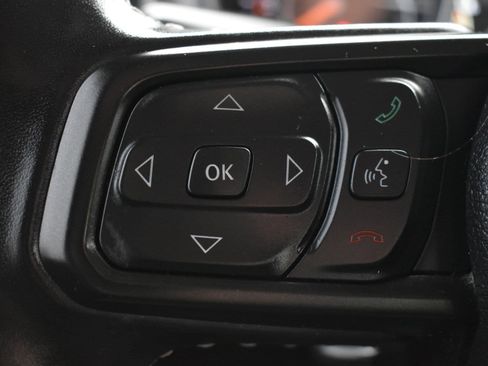 Used 2021 Jeep Wrangler Sport S image 17