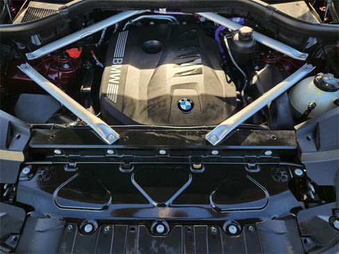 Used 2024 BMW X6 xDrive40i w/ Premium Package image 31