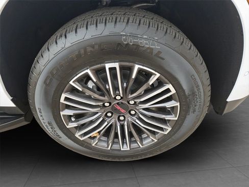 New 2026 GMC Yukon XL Elevation image 36