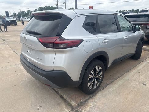 Used 2023 Nissan Rogue SV AWD/4WD image 9
