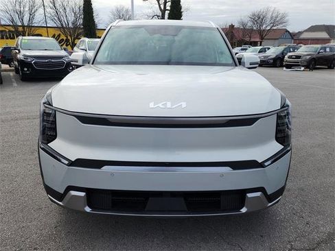 New 2026 Kia EV9 Wind image 9
