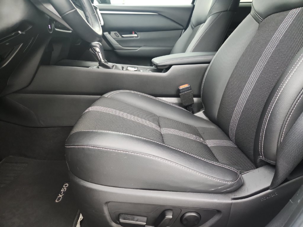 Used 2025 MAZDA CX-50 AWD 2.5 S w/ Preferred Package image 22