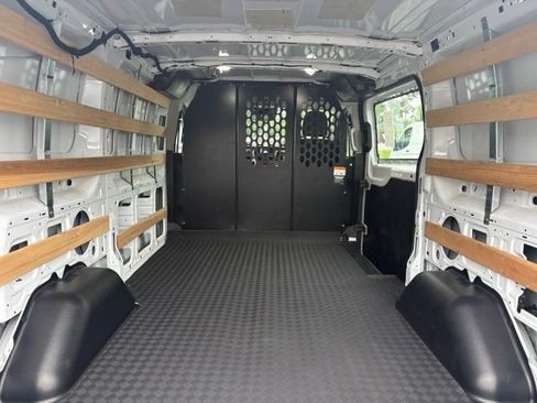 Used 2025 Ford Transit 250 Low Roof w/ Exterior Upgrade Package RWD image 9