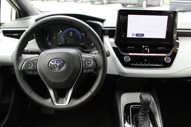 Certified 2026 Toyota Corolla SE FWD image 43