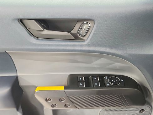 Used 2025 Ford Maverick Tremor image 35