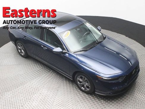 Used 2024 Honda Accord EX image 3