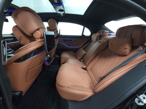 Used 2024 Mercedes-Benz S 580 4MATIC Sedan image 30