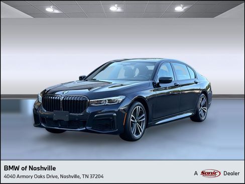 Used 2022 BMW 740i xDrive w/ M Sport Package AWD/4WD image 1