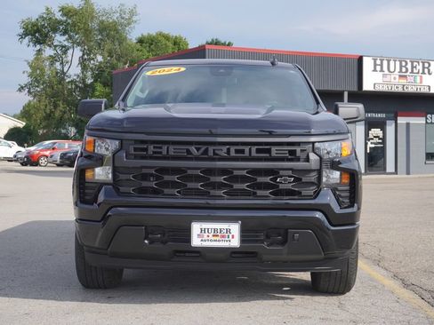 Used 2024 Chevrolet Silverado 1500 Custom w/ Rally Edition AWD/4WD image 2