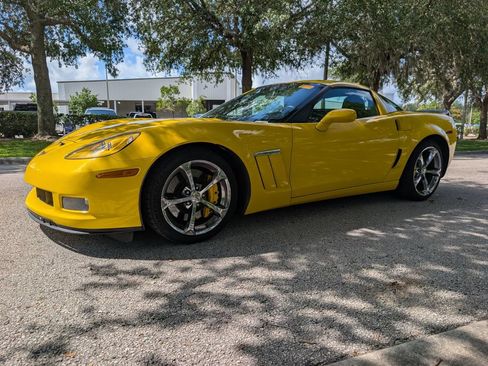 Used 2012 Chevrolet Corvette Grand Sport w/ 2LT Preferred Equipment Group RWD image 3