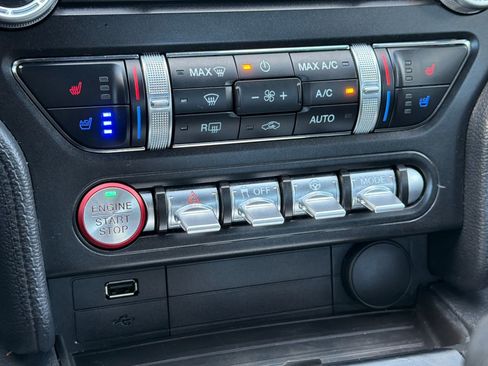 Used 2023 Ford Mustang Premium image 17