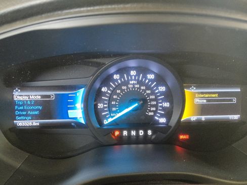 Used 2018 Ford Fusion SE w/ Fusion SE Technology Package FWD image 23