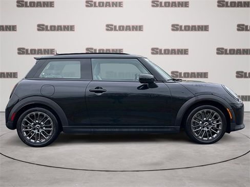 Certified 2025 MINI Cooper S image 6