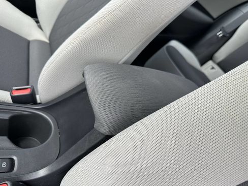 Used 2023 Toyota Corolla LE w/ Carpet Mat Package (TMS) FWD image 25