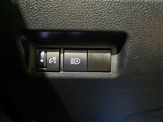Used 2024 Toyota RAV4 Adventure AWD/4WD image 18